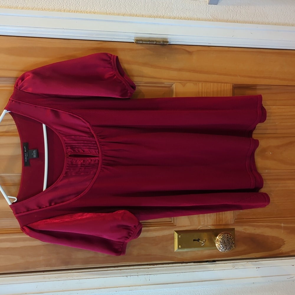 Red blouse, cute, puffy, silk sleeves, silk pleated bodice. Sz L